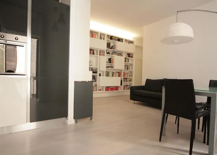 New Unit Contemporary Vittorio *